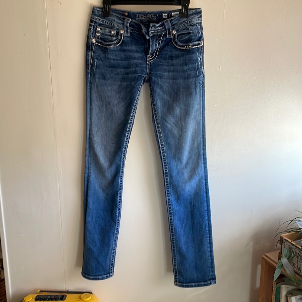 Miss Me Signature Straight size 28